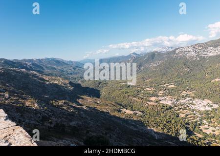 Vista panoramica della Sierra de Cazorla dal Puerto de las Palomas a Jaen, Andalusia, Spagna. Foto Stock