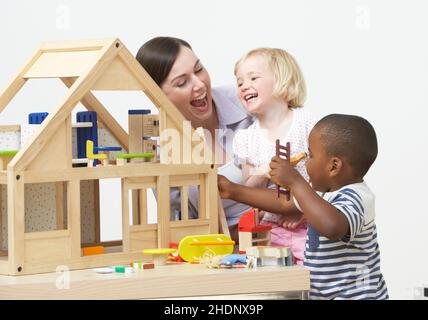divertimento e giochi, preschool, governante, divertimento, divertimento e giochi, giochi, asilo nido, preschools, nanny Foto Stock