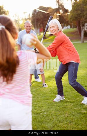 parco, gioco, nonno, baseball, parchi, gioca, nonni, baseballs Foto Stock