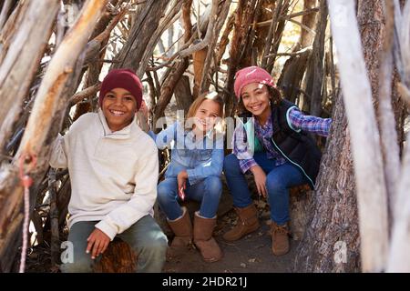 infanzia, natura, percorso avventura, infanzia, bambini, capretto, capretti, europa, natura, tour avventura, percorsi avventura Foto Stock