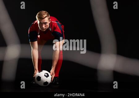 punizione, calcio libero, gol, giocatore di calcio, penalità, calci gratuiti, obiettivi Foto Stock