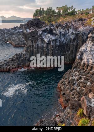 scogliera, jusangjeolli, jeju, scogliere Foto Stock