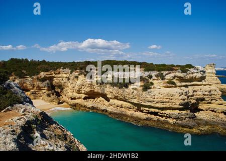 costa rocciosa, algarve, coste rocciose, algarve Foto Stock