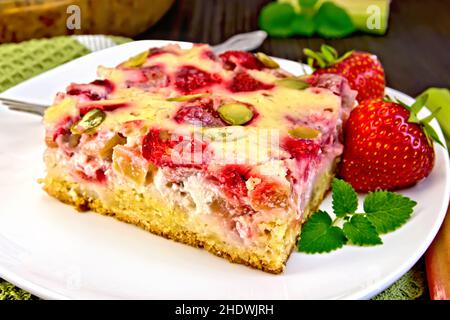 torta, pezzo di torta, torta di frutta, torta di fragole-rabarbaro, torte, pezzo di torte, torte Foto Stock