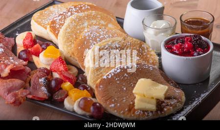 Pub cibo e pasti per colazione e pranzo Foto Stock