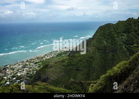 Vista aerea dell'accovacciata escursione del Leone a Ohau, Hawaii Foto Stock