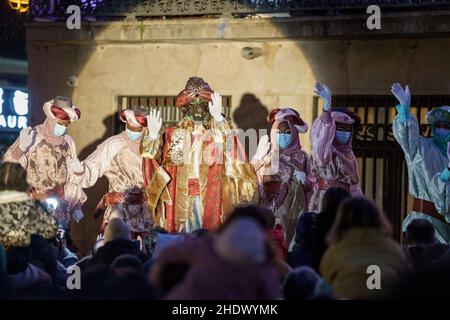 Cavalcata dei Magi 2022. Nel quartiere Sant Andreu de Palomar nella città di Barcellona. Foto Stock