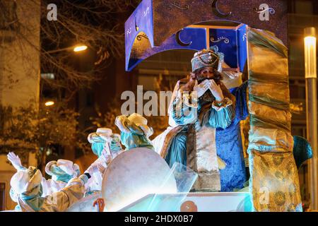 Cavalcata dei Magi 2022. Nel quartiere Sant Andreu de Palomar nella città di Barcellona. Foto Stock