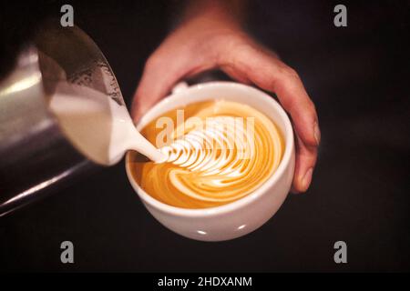 cappuccino, barista, latte art, cappuccino, cappuccino, caffè, baristi Foto Stock