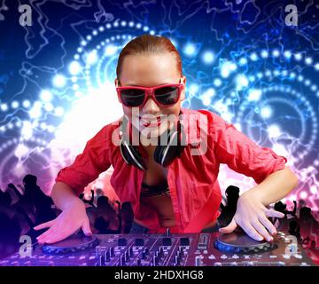 vita notturna, festa, djane, vita notturna, feste, serate di festa, dj, nightclub, nightclub Foto Stock