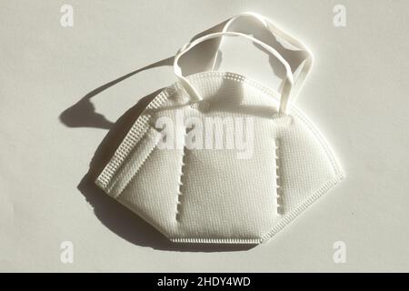 maschera respiratore, ffp2, protezione bocca e naso, maschere respiratori Foto Stock