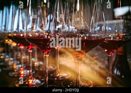 vino rosso, bicchiere di vino rosso, vini rossi Foto Stock