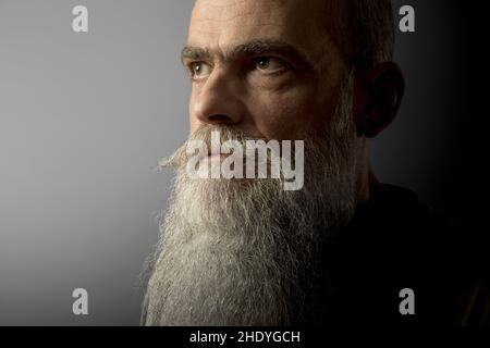 uomo, serio, concentrato, ragazzo, uomini, concentrate Foto Stock