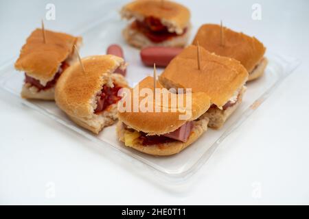 Un mix di antipasti italiani per la cena di Capodanno Foto Stock