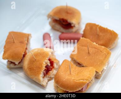 Un mix di antipasti italiani per la cena di Capodanno Foto Stock