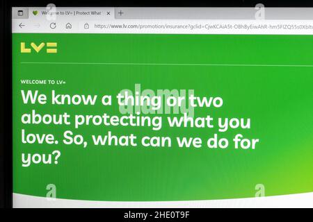 LV= Liverpool Victoria sito web della compagnia di assicurazioni su uno schermo di computer portatile, Regno Unito. Foto Stock