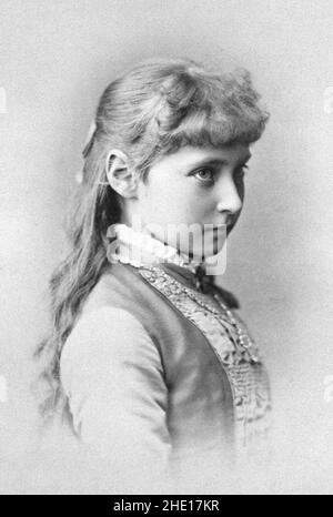 La moglie di Tsar Nicholas II di Russia, Tsaritsa Alexandra Fyodorovna (Alix di Assia) come una ragazza di 9 anni Foto Stock