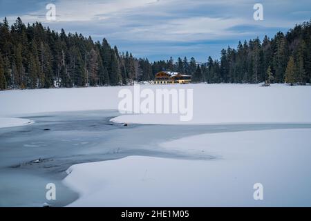 Inverno am Großen Arbersee im Bayerischen Wald Foto Stock