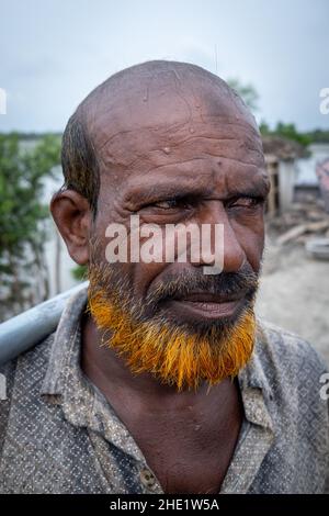 Bangladesh, Provincia di Satkhira, Pratab Nagar il 2021-10-27. Pratab Nagar villaggio gravemente colpito dal cambiamento climatico, tra cui l'aumento dei livelli di acqua, er Foto Stock