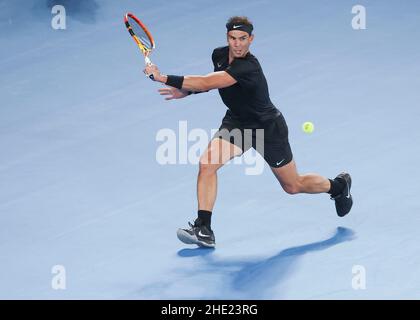 Melbourne, Australia. 8th. Gennaio 2022. Il tennista spagnolo Rafael Nadal è in azione durante il torneo estivo di Melbourne al Melbourne Park il sabato 08 gennaio 2022. © Juergen Hasenkopf / Alamy Live News Foto Stock