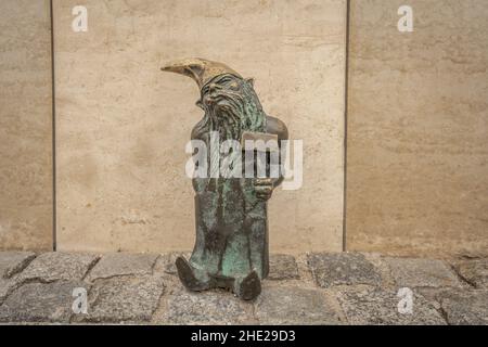 Nana del fabbro (Kowal) - dal 2005 centinaia di figurine del nana del breslavia apparvero nella città - Breslavia, Polonia Foto Stock