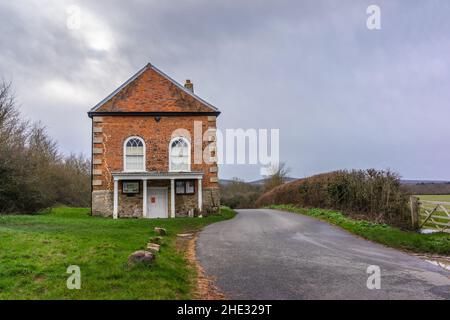 Edificio del municipio lungo Town Lane nel villaggio di Newtown sull'isola di Wight, Hampshire, Inghilterra, Regno Unito Foto Stock