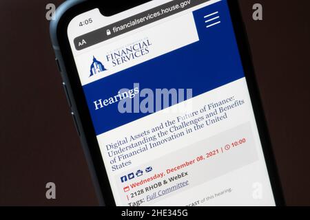 Pagina web dell'audizione del Congresso sul cripto chiamato "i beni digitali e il futuro della finanza" si trova sul sito web della House Committee on Financial... Foto Stock