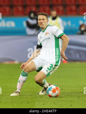 Leverkusen, Germania. 08th Jan 2022. Bundesliga, giorno di festa 18, Bayer 04 Leverkusen - 1. FC Union Berlin, Paul Jaeckel (Union) controlla la palla. Credit: Juergen Schwarz/Alamy Live News Foto Stock