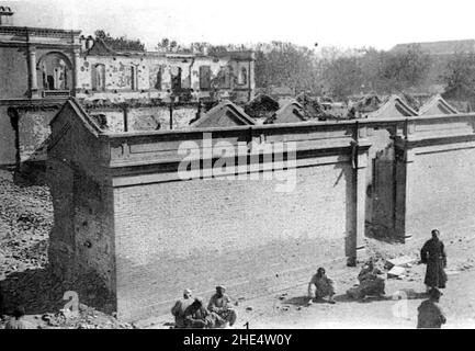 Ruines de bâtiments dans la concessione francese, à Tien-Tsin (1). Foto Stock