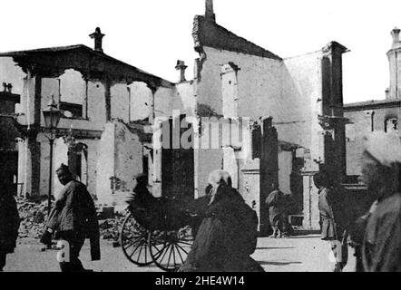 Ruines de bâtiments dans la concessione francese, à Tien-Tsin (4). Foto Stock