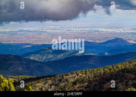 I monti Troodos, Isola di Cipro, UE, Mediterraneo orientale, Medio Oriente Foto Stock