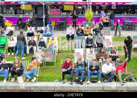 Capital Beach, Spreebogenpark, Tiergarten, Sprea, Berlino, Germania Foto Stock