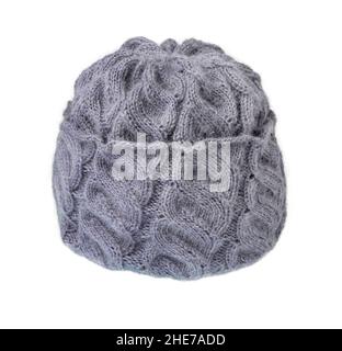Cappello in lana lavorato a maglia con motivo isolato su sfondo bianco Foto Stock