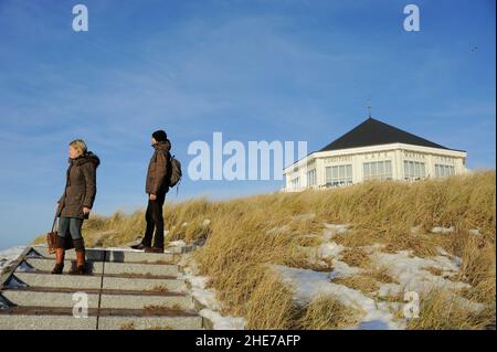 Marienhöhe, Café von 1868 auf der Düne Marienhöhe am Weststrand, Winter, Norderney, Ostfriesische Inseln, Reg.-Bez. Weser-EMS, Landkreis Aurisch, Nied Foto Stock