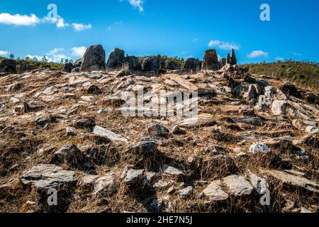 Complesso megalitico di El Pozuelo, nella città di Zalamea, provincia di Huelva, Andalusia, Spagna Foto Stock