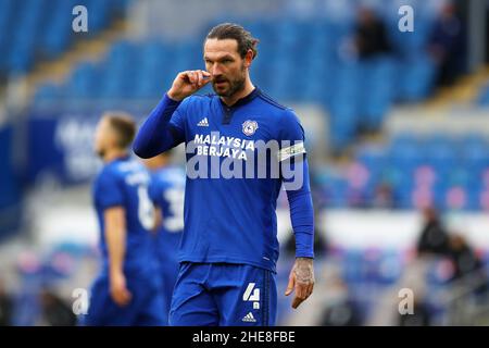 Cardiff, Regno Unito. 09th Jan 2022. Sean Morrison di Cardiff City guarda avanti. Emirates fa Cup 3rd round match, Cardiff City contro Preston North End al Cardiff City Stadium di Cardiff, Galles, domenica 9th gennaio 2022. Questa immagine può essere utilizzata solo a fini editoriali. Solo per uso editoriale, licenza richiesta per uso commerciale. Nessun uso in scommesse, giochi o un singolo club/campionato/player pubblicazioni. pic di Andrew Orchard/Andrew Orchard sport fotografia/Alamy Live news credito: Andrew Orchard sport fotografia/Alamy Live News Foto Stock