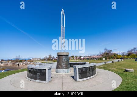 Steveston Fishermans Memorial a Garry Point Park in primavera. Foto Stock