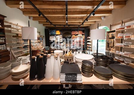 Boschendal Farm Shop interno alla Boschendal Wine Estate, Franschhoek, Western Cape, Sudafrica, 03 gennaio 2022. Foto Stock