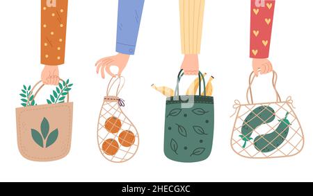 Le mani tengono i sacchetti eco. Diverse braccia umane contengono stringa vuota, tessuto e sacchetti di carta con frutta e verdura, prodotti per uso multiplo, cotone biologico Illustrazione Vettoriale