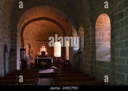 Francia, Aveyron, Carladez, Mur-de-Barrez, Brommes, Chiesa romanica (13th secolo) Foto Stock