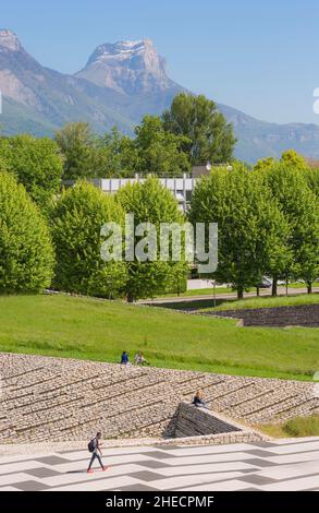 Francia, Isere, Saint-Martin-d'Heres, il campus della Grenoble Alpes University Foto Stock