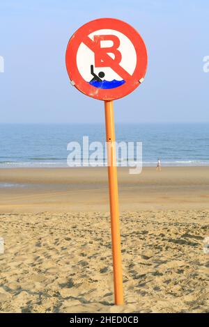 Belgio, Fiandre Occidentali, Knokke Heist, Knokke Beach con il Mare del Nord Foto Stock