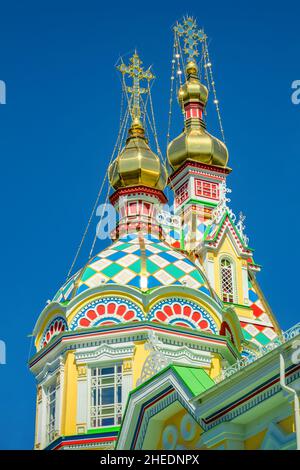 Ascension Cathedral (aka Zenkov Cathedral) in Almaty Kazakhstan Foto Stock