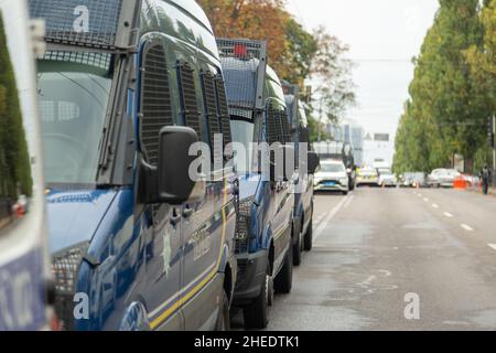 Polizia autobus speciale per le unità di trasporto. Kiev, Ucraina. Foto Stock