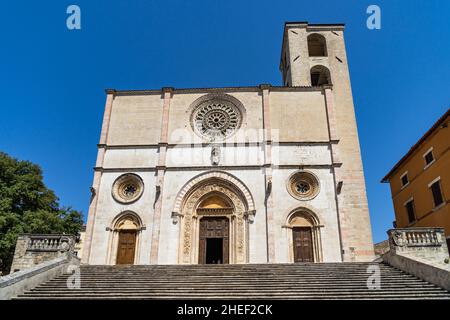 Esterno della Cattedrale di Todi, Umbria, Italia Foto Stock