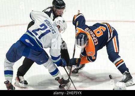 Navetta Abbotsford Canucks dell'Edmonton Oilers Farm Team, The Bakersfield Condors, domenica 9 gennaio 2022 presso l'Abbotsford Centre Foto Stock