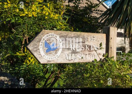 Il Museo Ruskin nel villaggio di Coniston a Furness, Cumbria nel Lake District Foto Stock