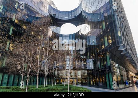 Nuovo quartier generale per Ernst & Young presso 1 More London Place, un edificio di dieci piani di Londra, Inghilterra, Regno Unito Foto Stock