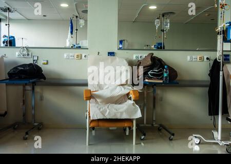 sala di trattamento per chemoterapia all'ospedale di torrevieja Foto Stock