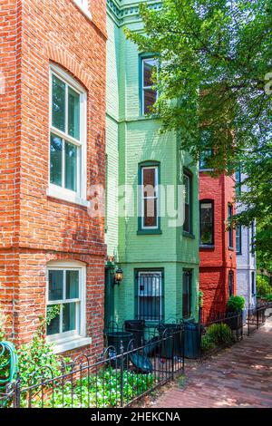 Case vittoriane a Georgetown, una parte vecchia di Washington DC Foto Stock